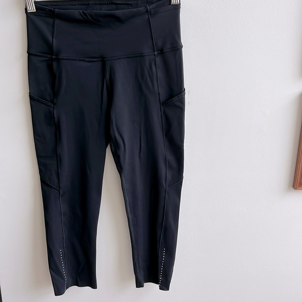Lululemon Fast Free Tight Cropped Length Black Size 6